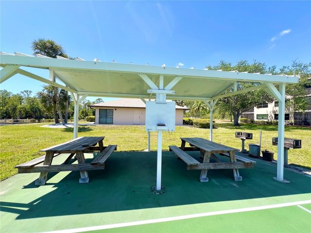 1999 KINGS HIGHWAY 134C, Punta Gorda, FL 33980