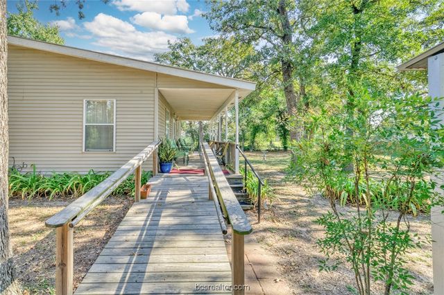 13543 West FM 977 Farm to Market Road, Marquez, TX 77865