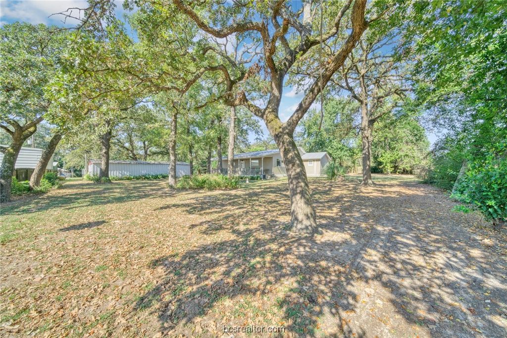 13543 West FM 977 Farm to Market Road, Marquez, TX 77865