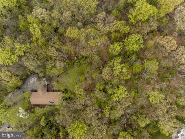 1701 BAHR RD, Pottstown, PA 19464