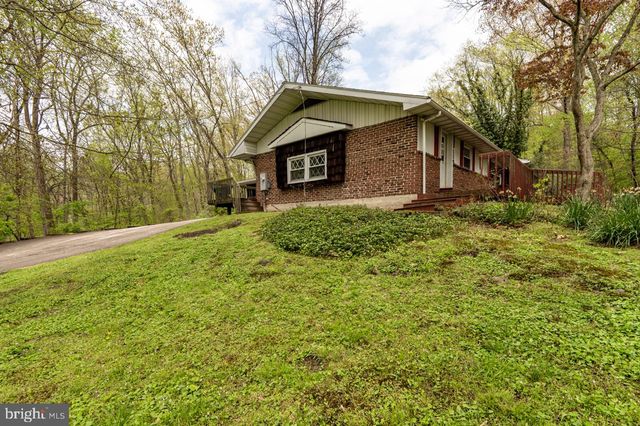 1701 BAHR RD, Pottstown, PA 19464