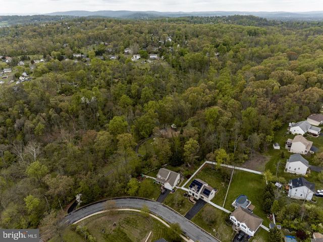1701 BAHR RD, Pottstown, PA 19464