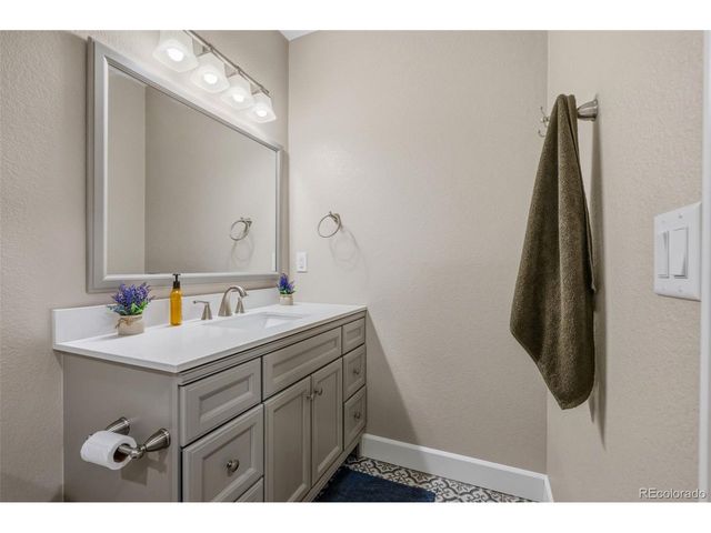 899 McMurdo Cir, Castle Rock, CO 80108