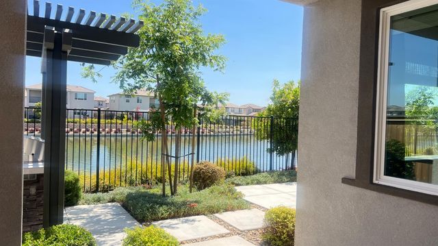 3930 Waterleaf Ave, Sacramento, CA 95835