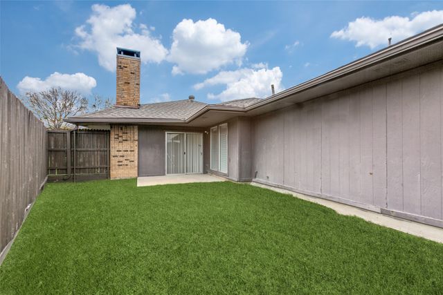12330 Ferris Creek Lane, Dallas, TX 75243