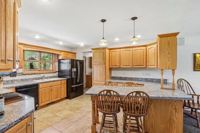 402 Derby Row, Reedsburg, WI 53959