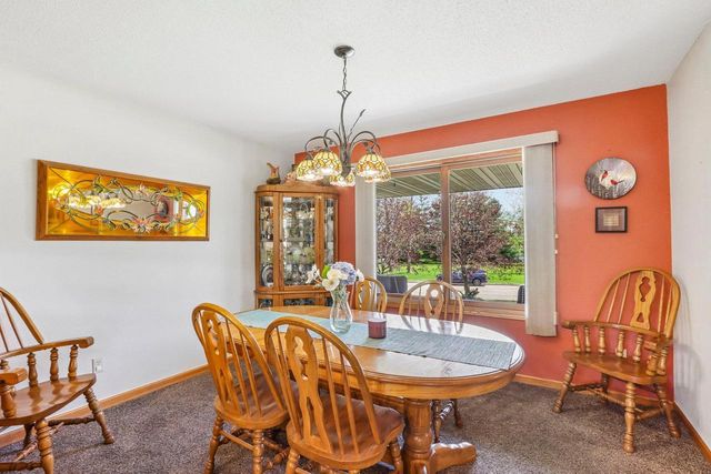 402 Derby Row, Reedsburg, WI 53959