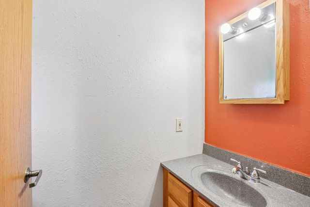 402 Derby Row, Reedsburg, WI 53959