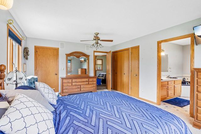 402 Derby Row, Reedsburg, WI 53959