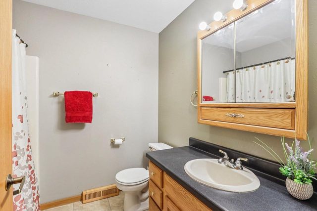402 Derby Row, Reedsburg, WI 53959