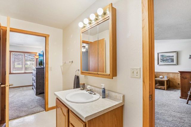 402 Derby Row, Reedsburg, WI 53959