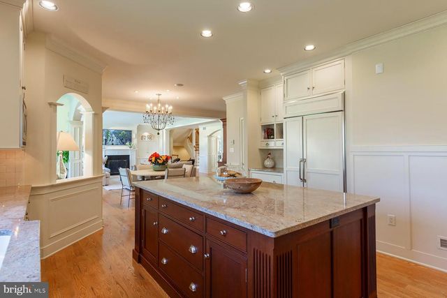801 GREENSIDE DR, Lititz, PA 17543