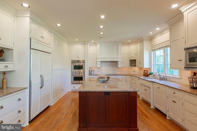 801 GREENSIDE DR, Lititz, PA 17543