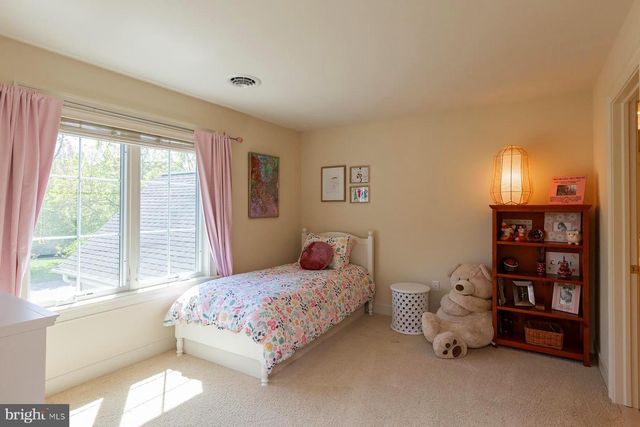 801 GREENSIDE DR, Lititz, PA 17543