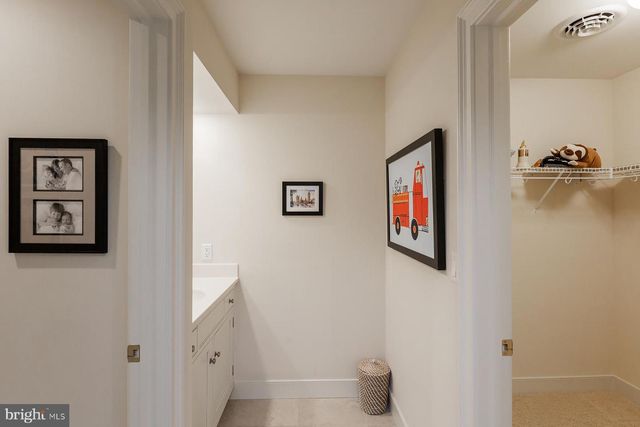 801 GREENSIDE DR, Lititz, PA 17543