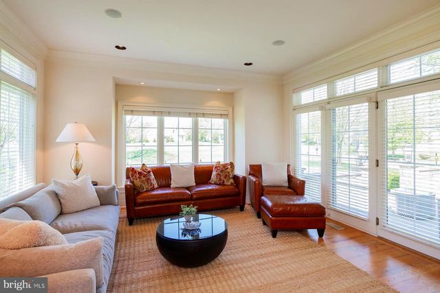801 GREENSIDE DR, Lititz, PA 17543
