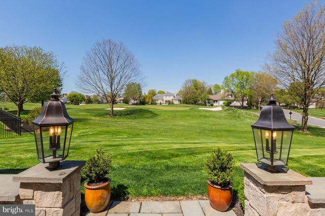 801 GREENSIDE DR, Lititz, PA 17543