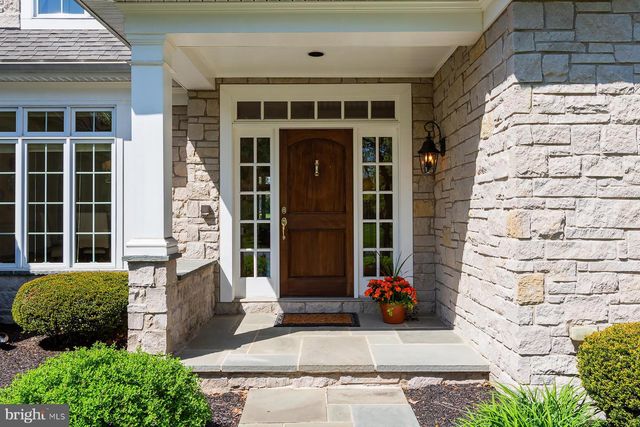 801 GREENSIDE DR, Lititz, PA 17543