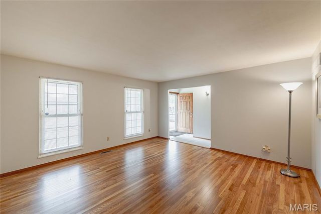 4343 Caracalla Drive, Florissant, MO 63033
