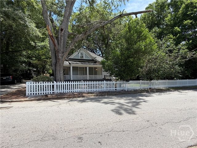 390 N Chase Street, Athens, GA 30605