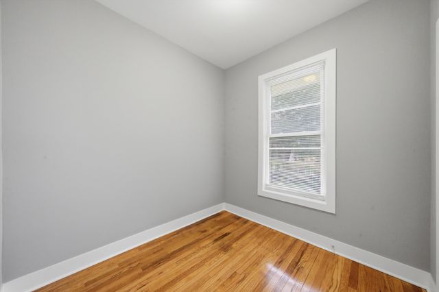 2050 N Kenneth Avenue, Chicago, IL 60639