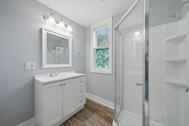 2050 N Kenneth Avenue, Chicago, IL 60639