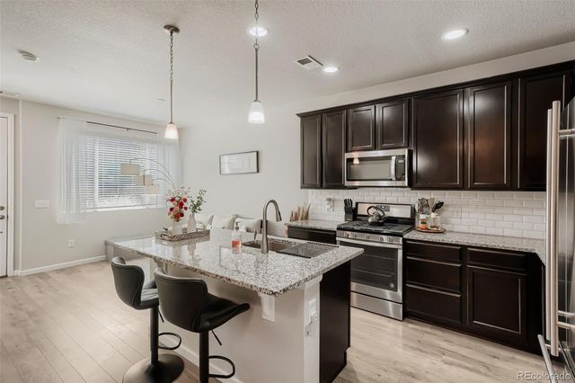 15476 W 64th Loop B, Arvada, CO 80007