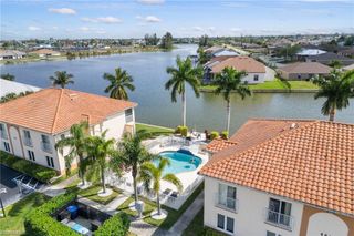 406 SW 3rd ST 102, Cape Coral, FL 33991