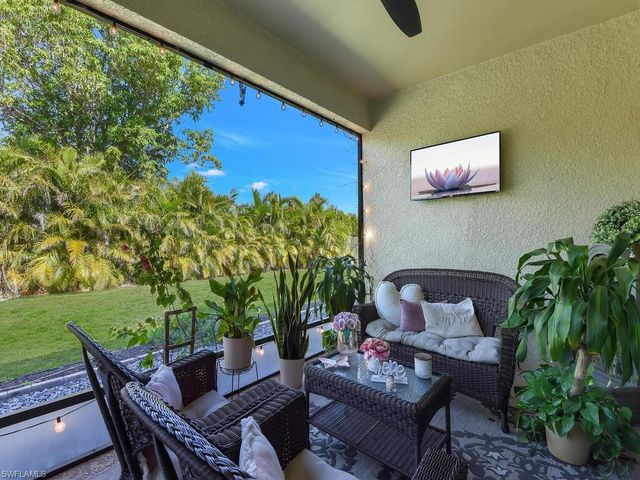 821 SW 17th ST, Cape Coral, FL 33991