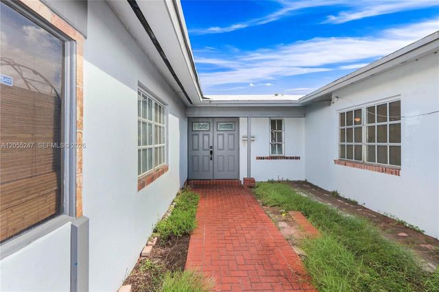 12465 SW 33rd Street, Miami, FL 33175