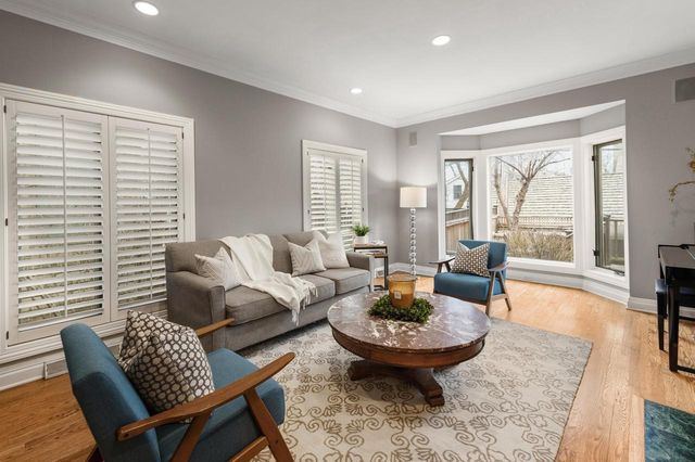 637 E Carlisle AVENUE, Whitefish Bay, WI 53217