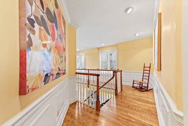 637 E Carlisle AVENUE, Whitefish Bay, WI 53217