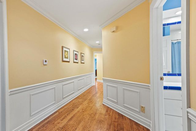 637 E Carlisle AVENUE, Whitefish Bay, WI 53217