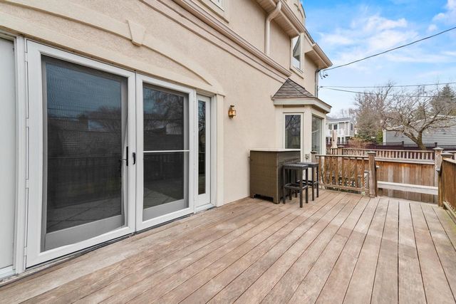 637 E Carlisle AVENUE, Whitefish Bay, WI 53217