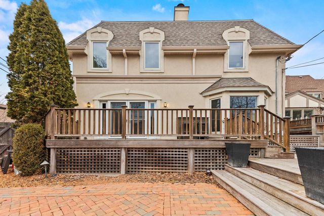 637 E Carlisle AVENUE, Whitefish Bay, WI 53217