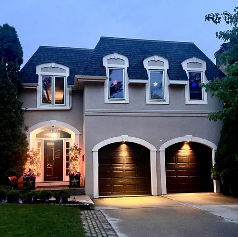 637 E Carlisle AVENUE, Whitefish Bay, WI 53217