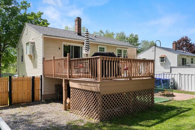 244 River Bank Road, Manchester, NH 03103