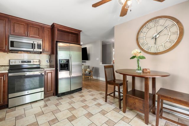 244 River Bank Road, Manchester, NH 03103