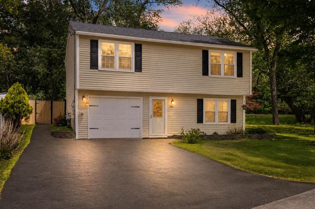 244 River Bank Road, Manchester, NH 03103
