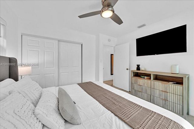 813 NE 17th Street, Fort Lauderdale, FL 33305