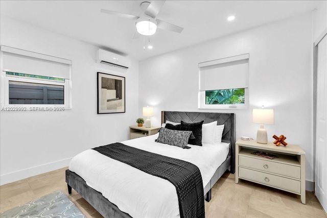 813 NE 17th Street, Fort Lauderdale, FL 33305
