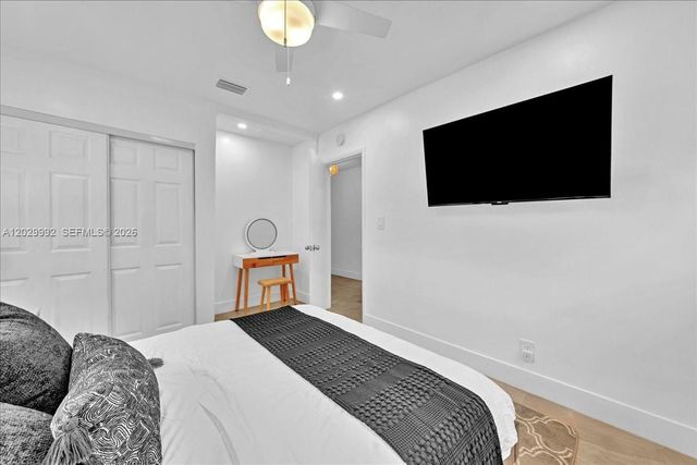 813 NE 17th Street, Fort Lauderdale, FL 33305
