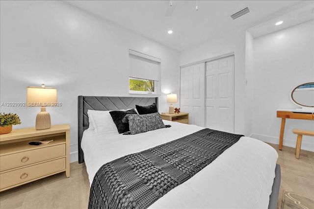 813 NE 17th Street, Fort Lauderdale, FL 33305