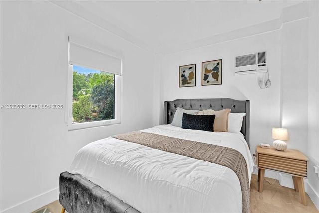 813 NE 17th Street, Fort Lauderdale, FL 33305