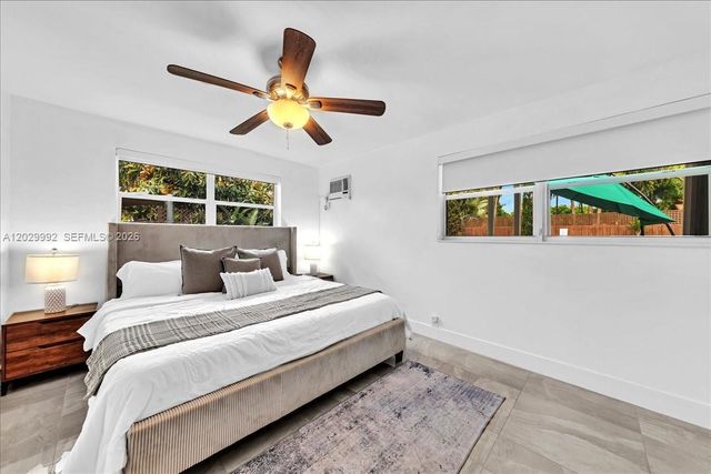 813 NE 17th Street, Fort Lauderdale, FL 33305