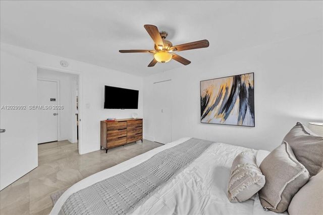 813 NE 17th Street, Fort Lauderdale, FL 33305