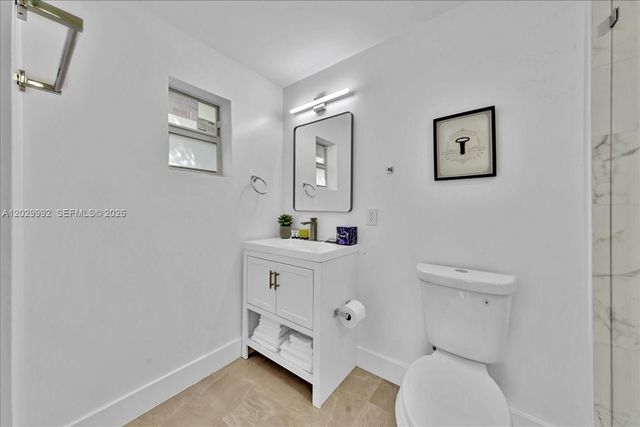 813 NE 17th Street, Fort Lauderdale, FL 33305
