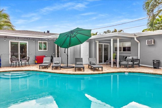 813 NE 17th Street, Fort Lauderdale, FL 33305