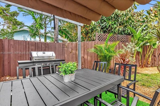 813 NE 17th Street, Fort Lauderdale, FL 33305