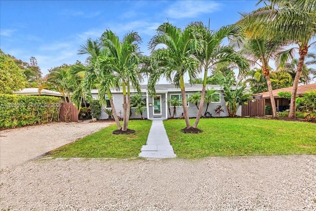 813 NE 17th Street, Fort Lauderdale, FL 33305